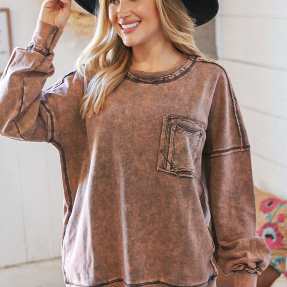 Zenana NWT Acid Wash Cotton Pullover with Side Pockets in Rust Brown - Picture 7 of 8